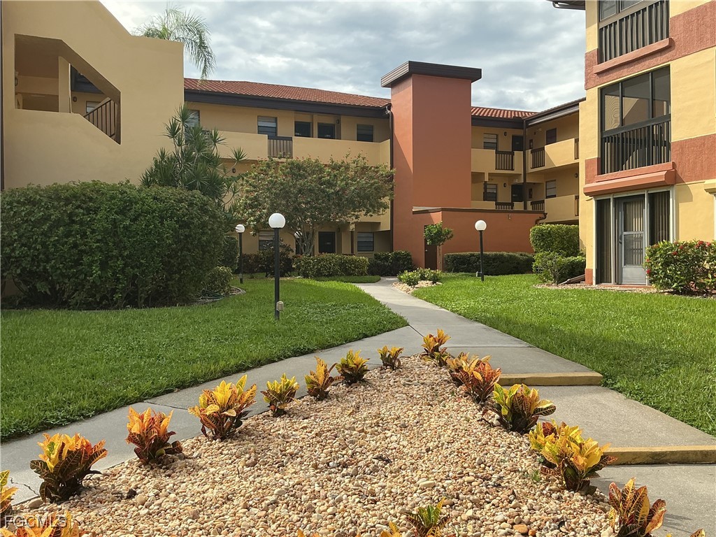 6136  Whiskey Creek Drive, Apt 526