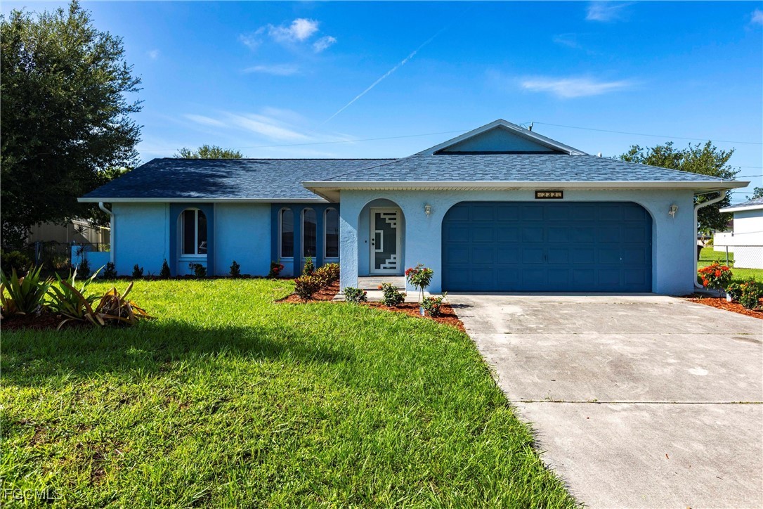 232 SE Van Loon Terrace