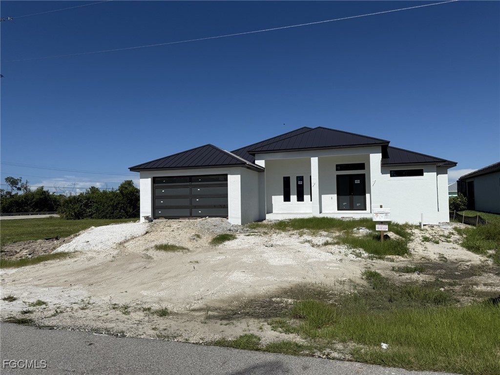 810 SW 35th Place