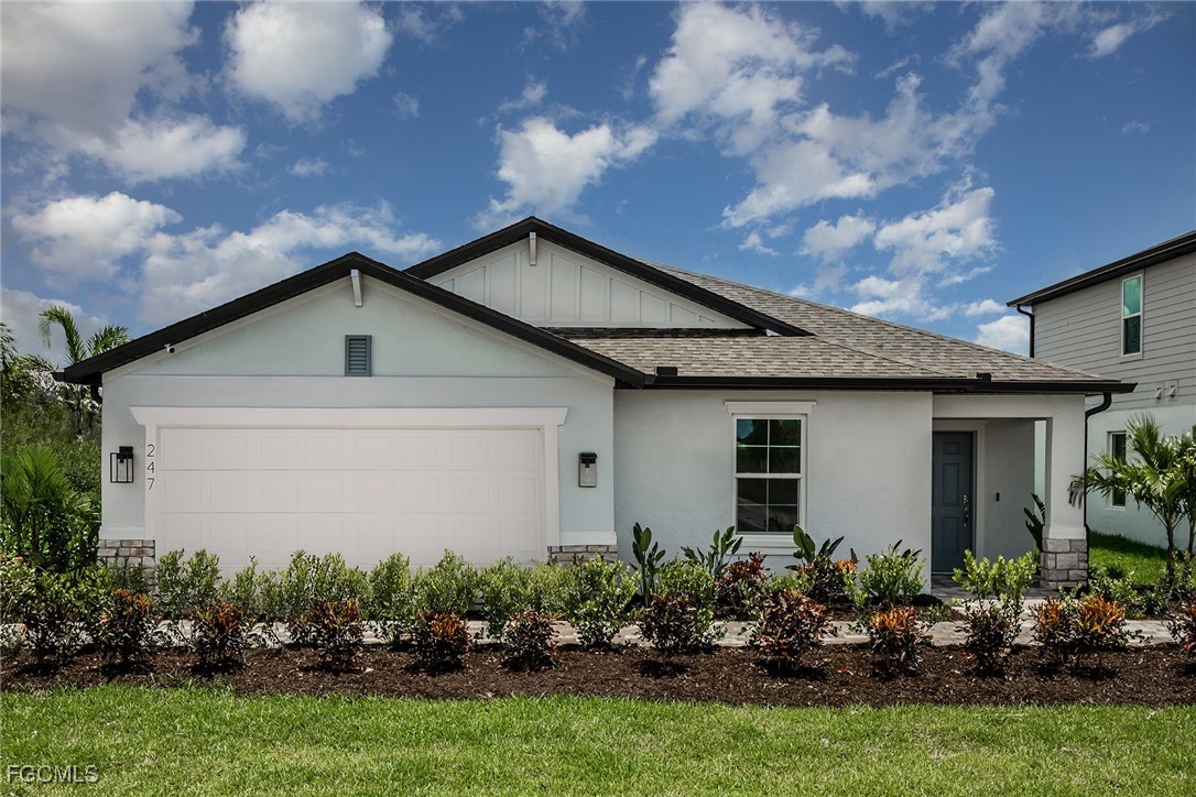 232  MOONLIT LAKE Trail