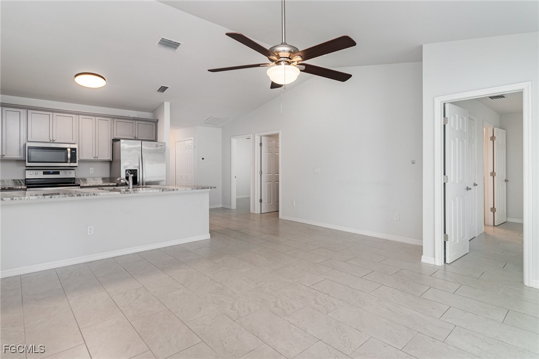 507/509 SW 8th Place