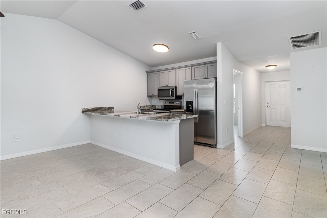 507/509 SW 8th Place