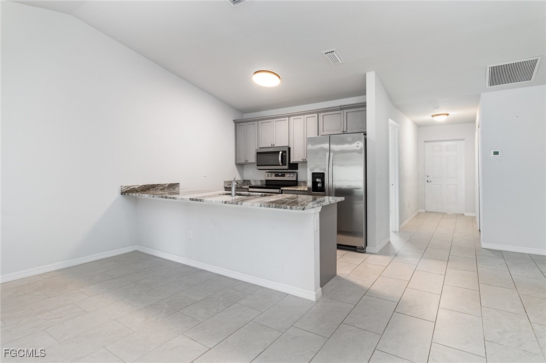 507/509 SW 8th Place