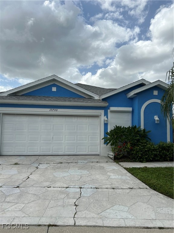 10700  Aqua Surf Court
