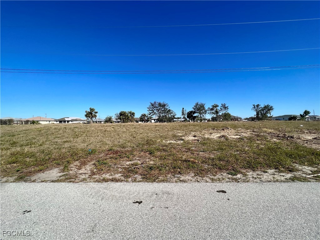 3431 SW 8th Court