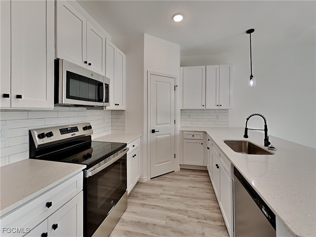4214/4216  Santa Barbara Boulevard