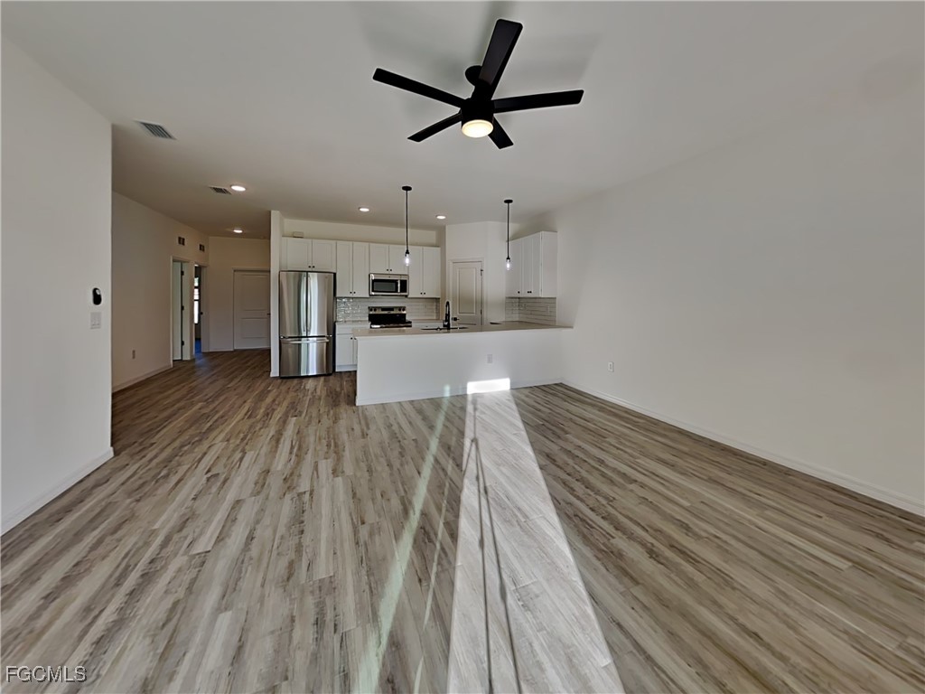 4214/4216  Santa Barbara Boulevard