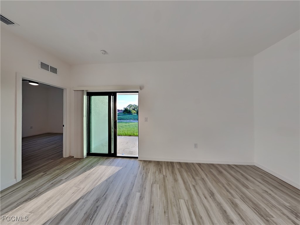 4208/4210  Santa Barbara Boulevard