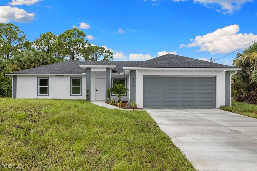 736  Aprile Avenue