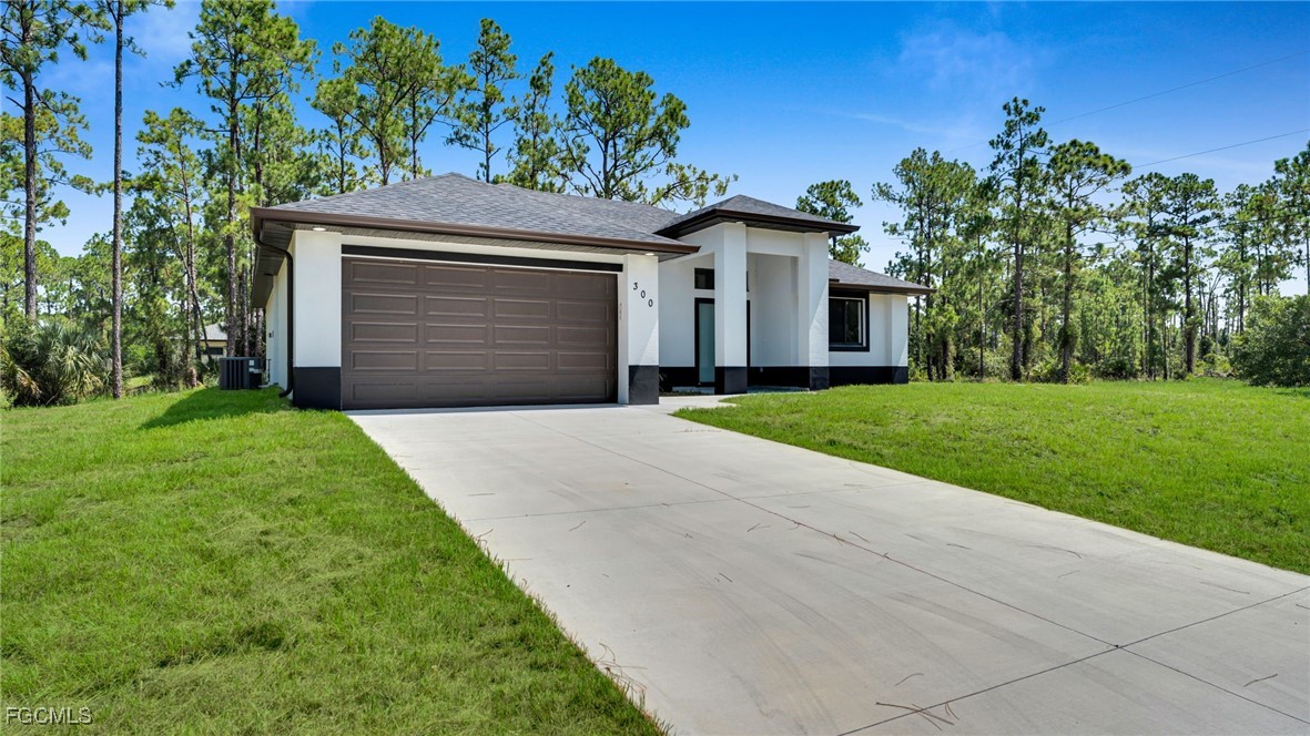300 W 11th Street