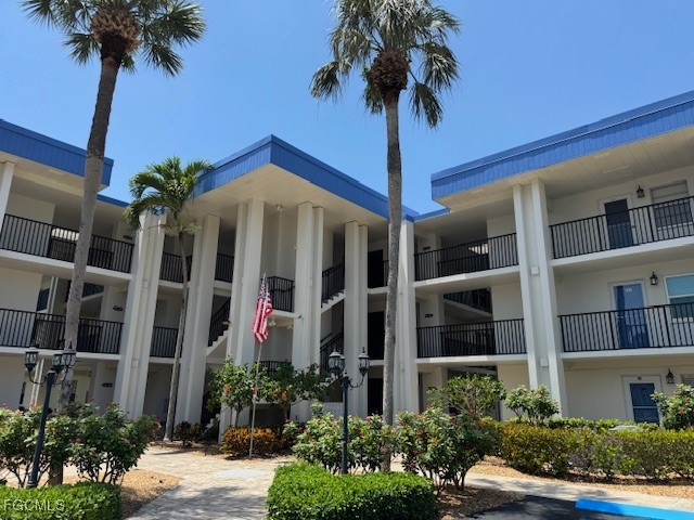 1828  Pine Valley Drive, Apt 115