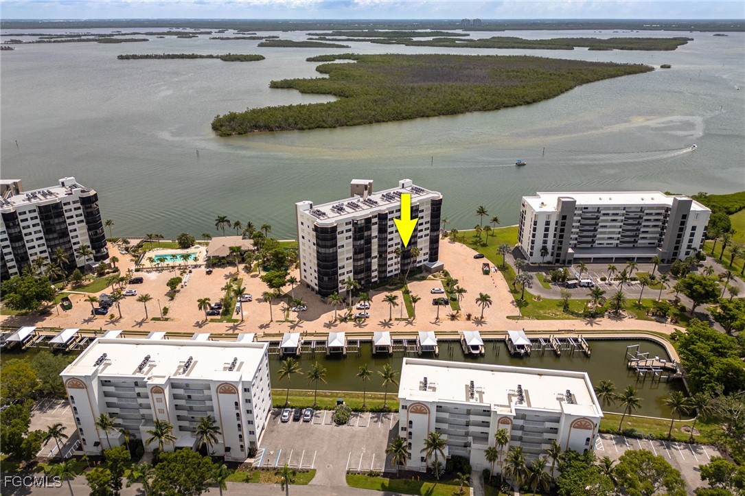 4263  Bay Beach Lane, Apt 413