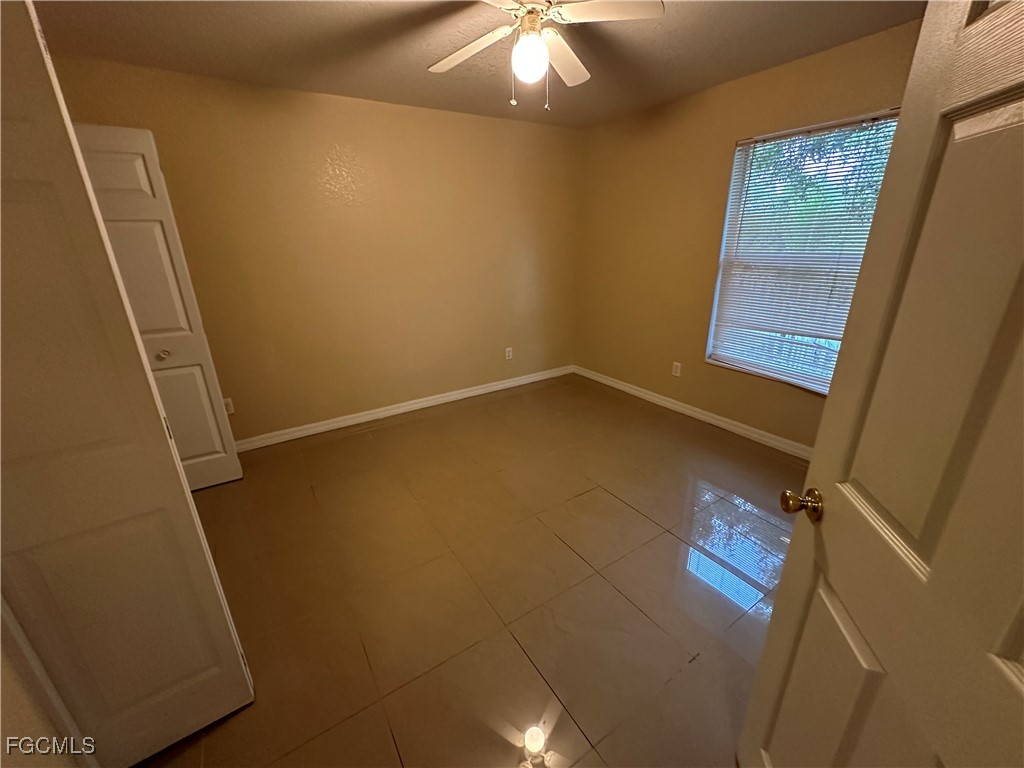 5548/5550  Birdsong Lane