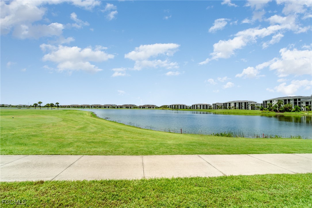 15940  Grassland Lane, Apt 2512