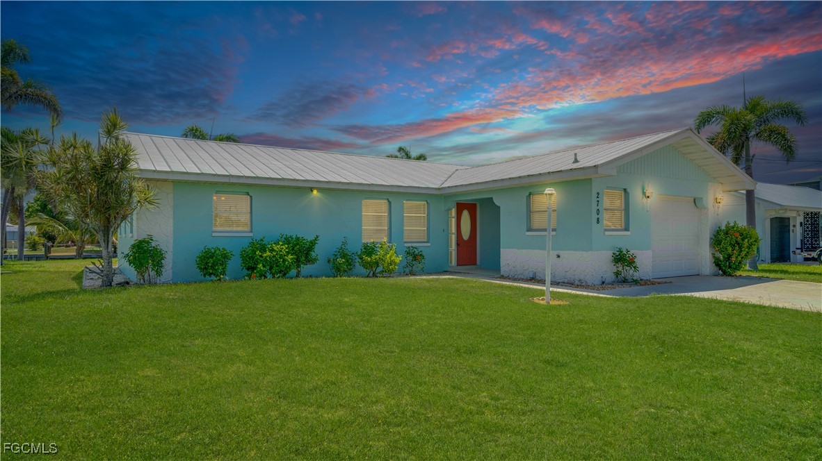 2708  Mangrove Street