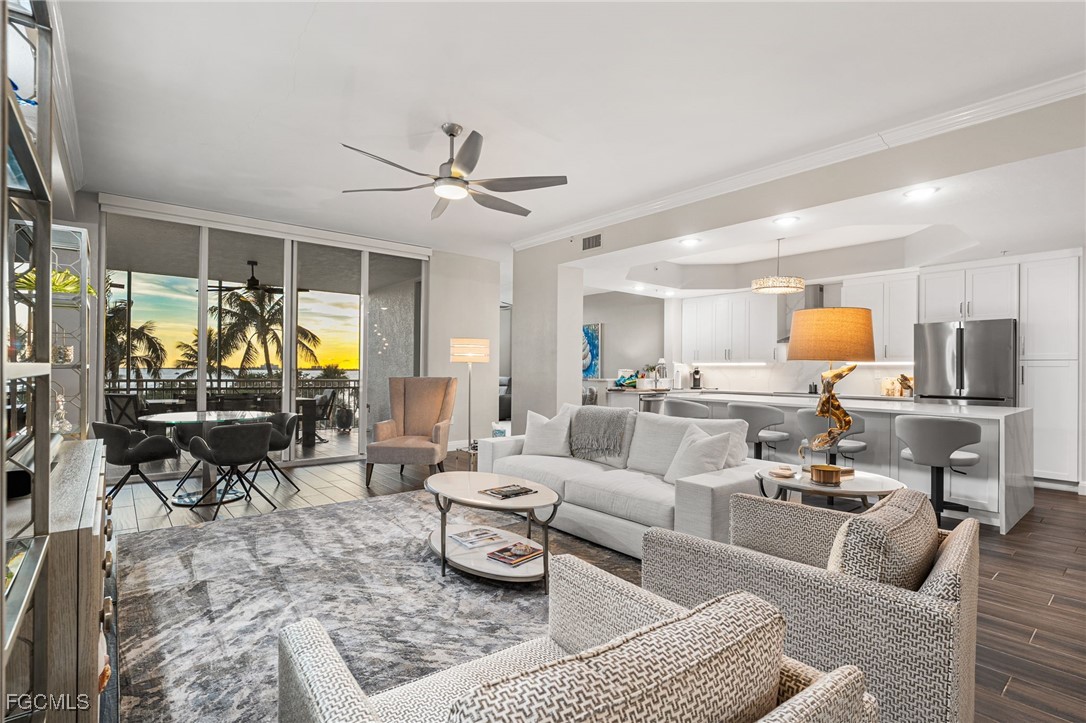 14220  Royal Harbour Court, Apt 310