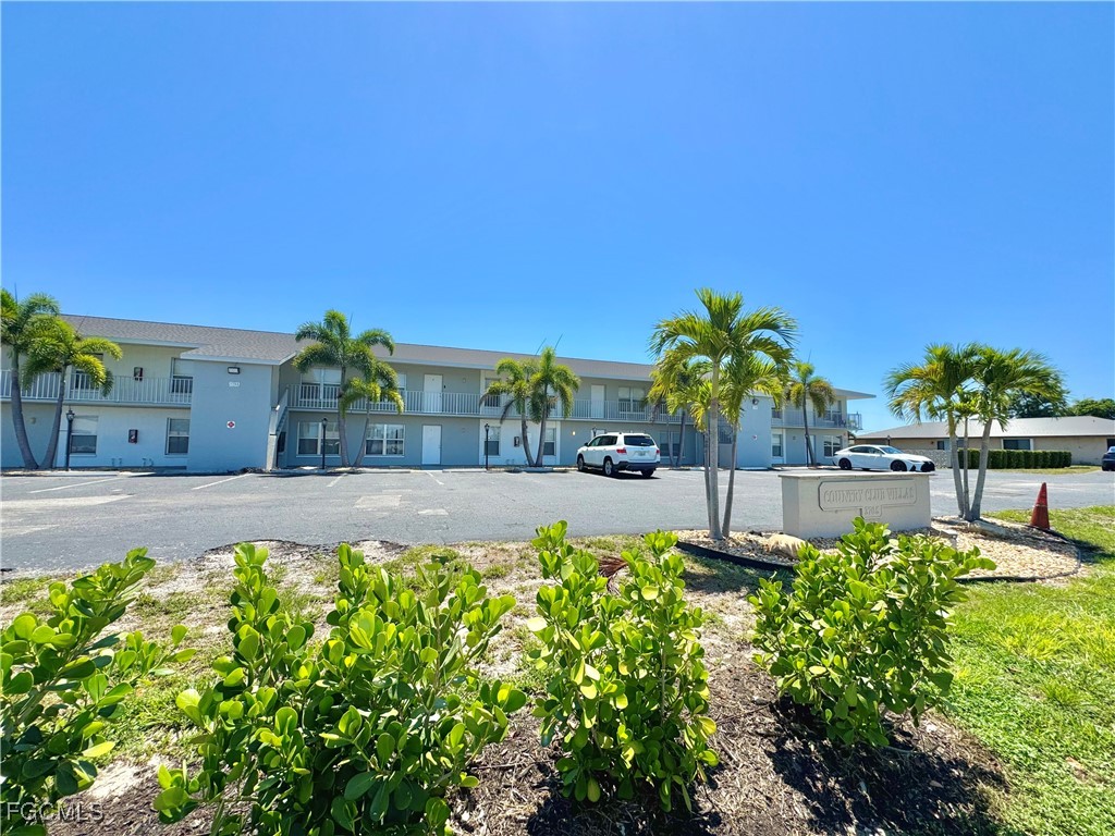 3705  Country Club Boulevard, Apt _Unit 12