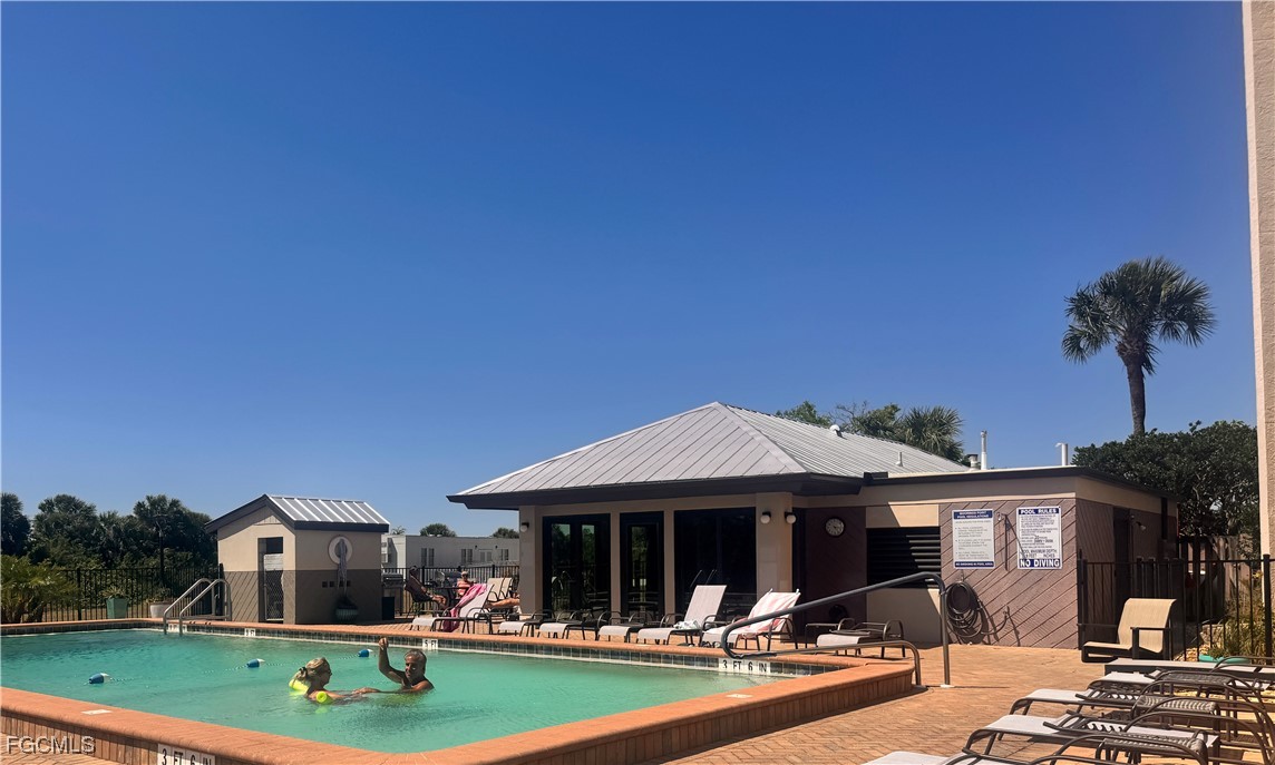 4510 N Key Drive, Apt 102