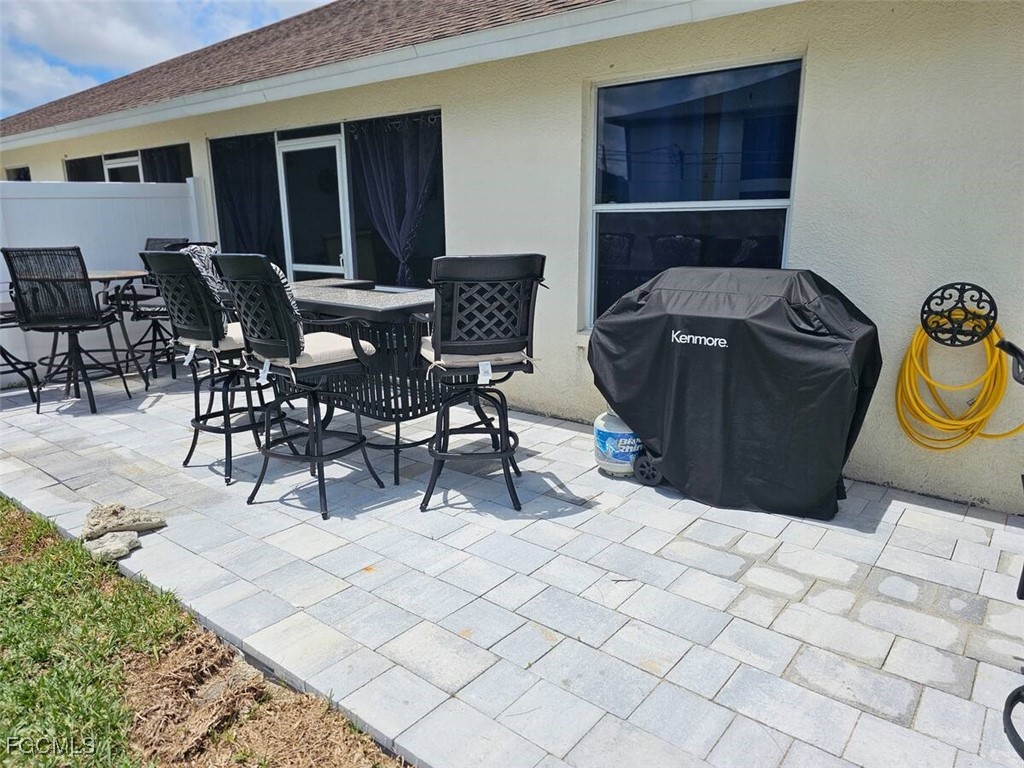 1418  Cape Coral Parkway