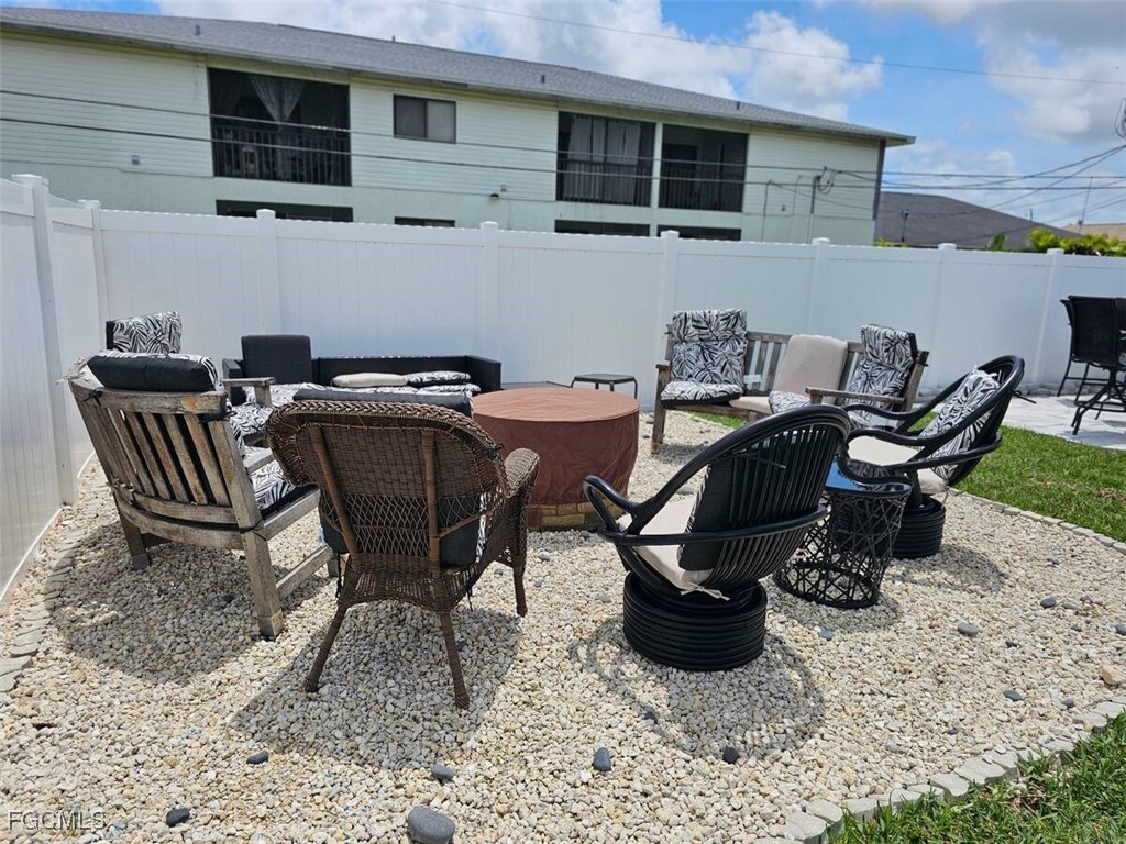 1418  Cape Coral Parkway