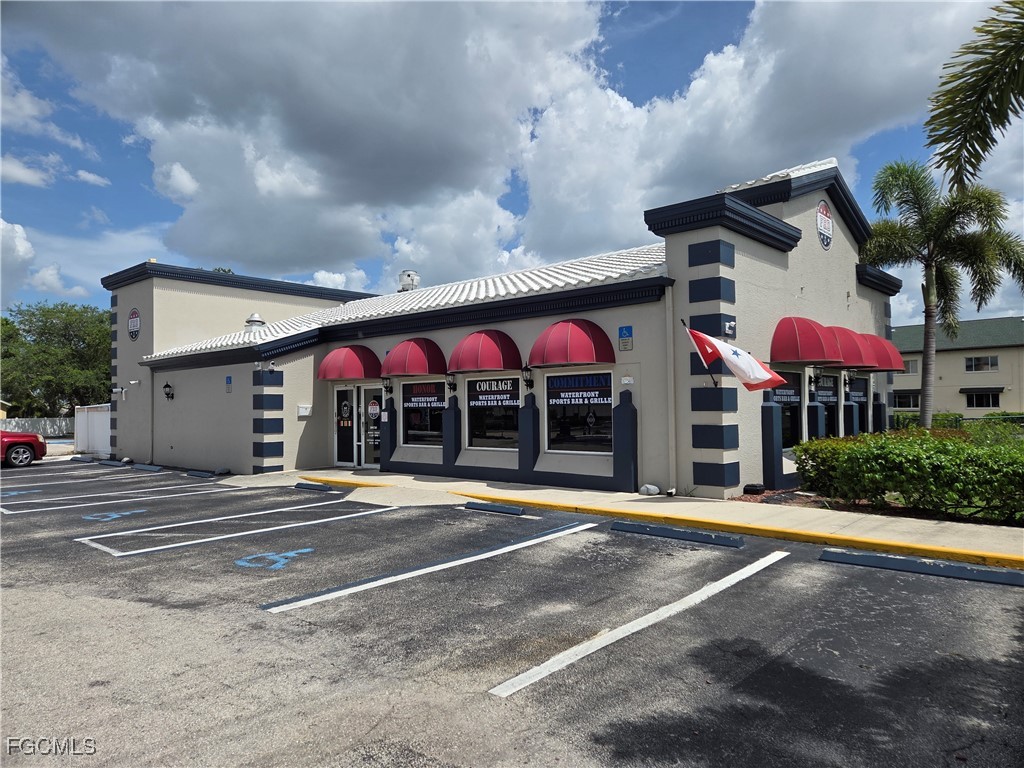 1217  Del Prado Boulevard