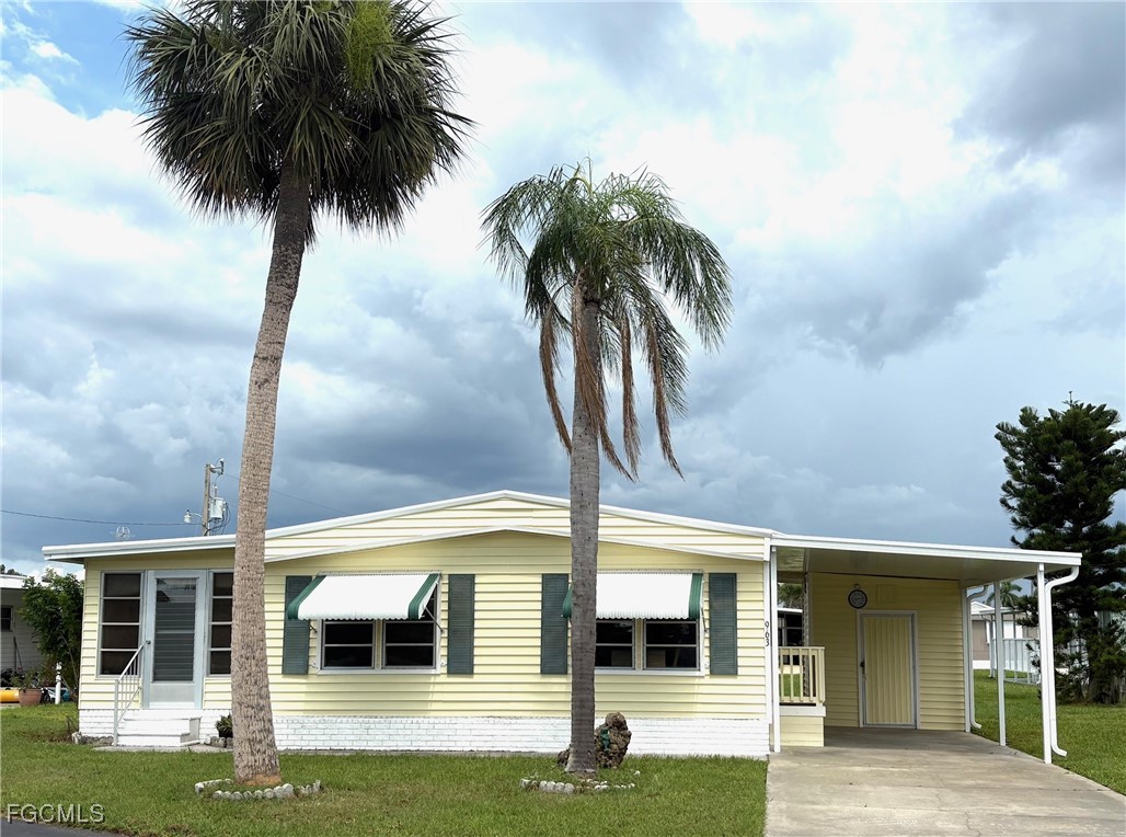 963  Idle Way Drive