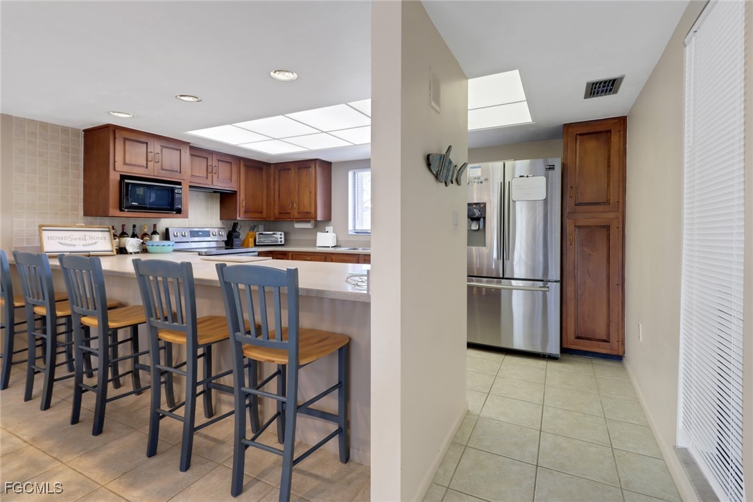 5015  Harbortown Lane, Apt 104