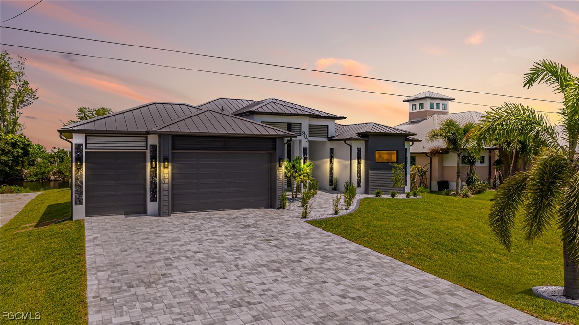 903 NW 38th Avenue