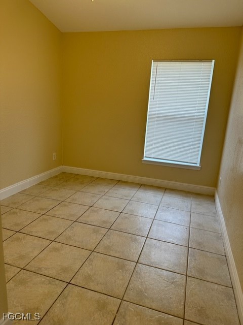821/823  Meadow Road