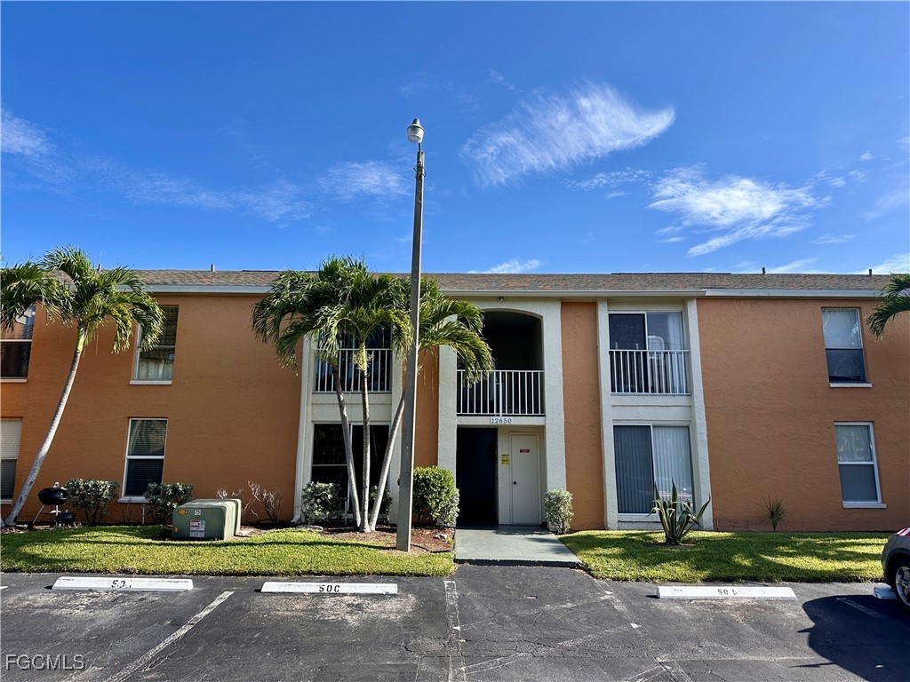 12650  Kenwood Lane, Apt A