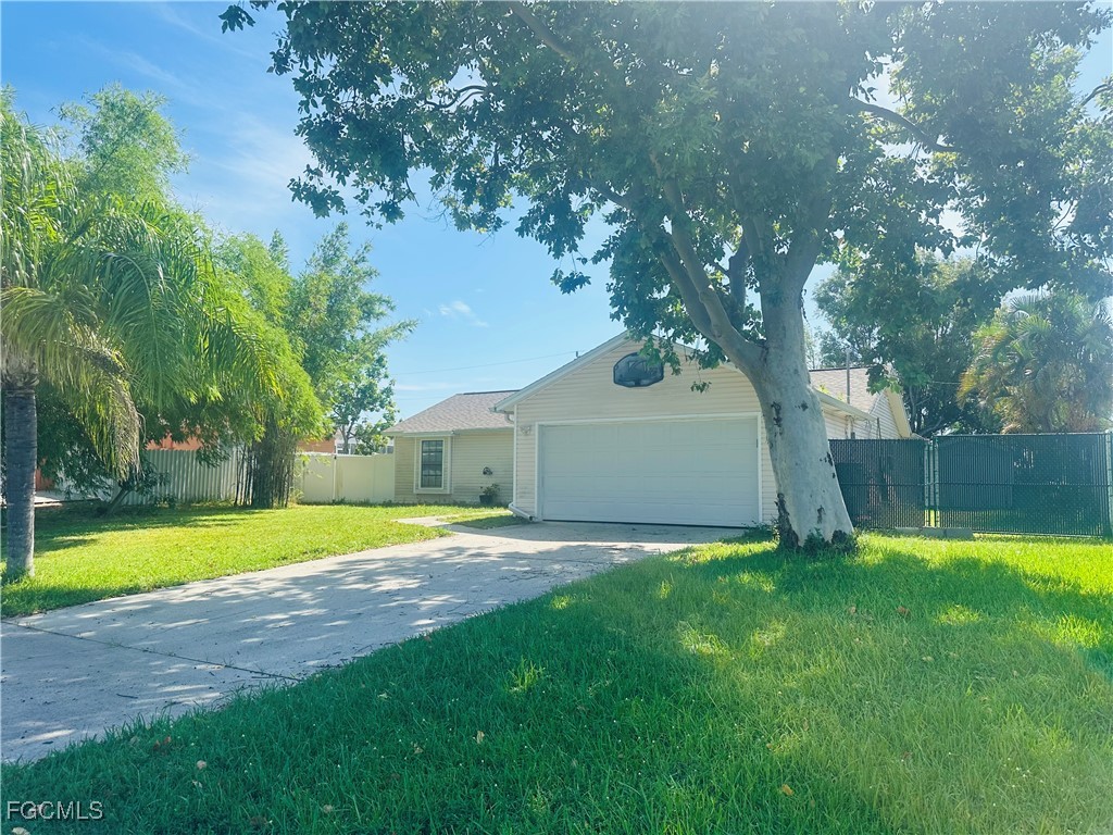 1421 SW 9TH Court