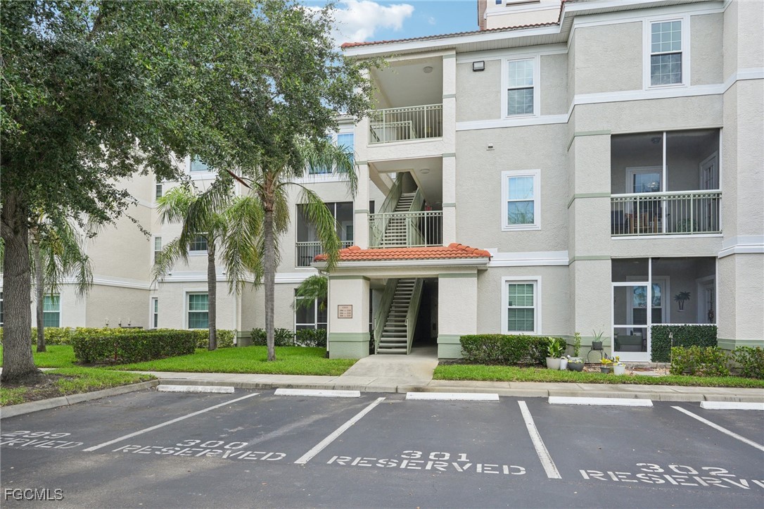 23580  Walden Center Drive, Apt 306