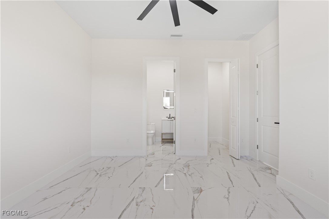 428/430  Petite Avenue