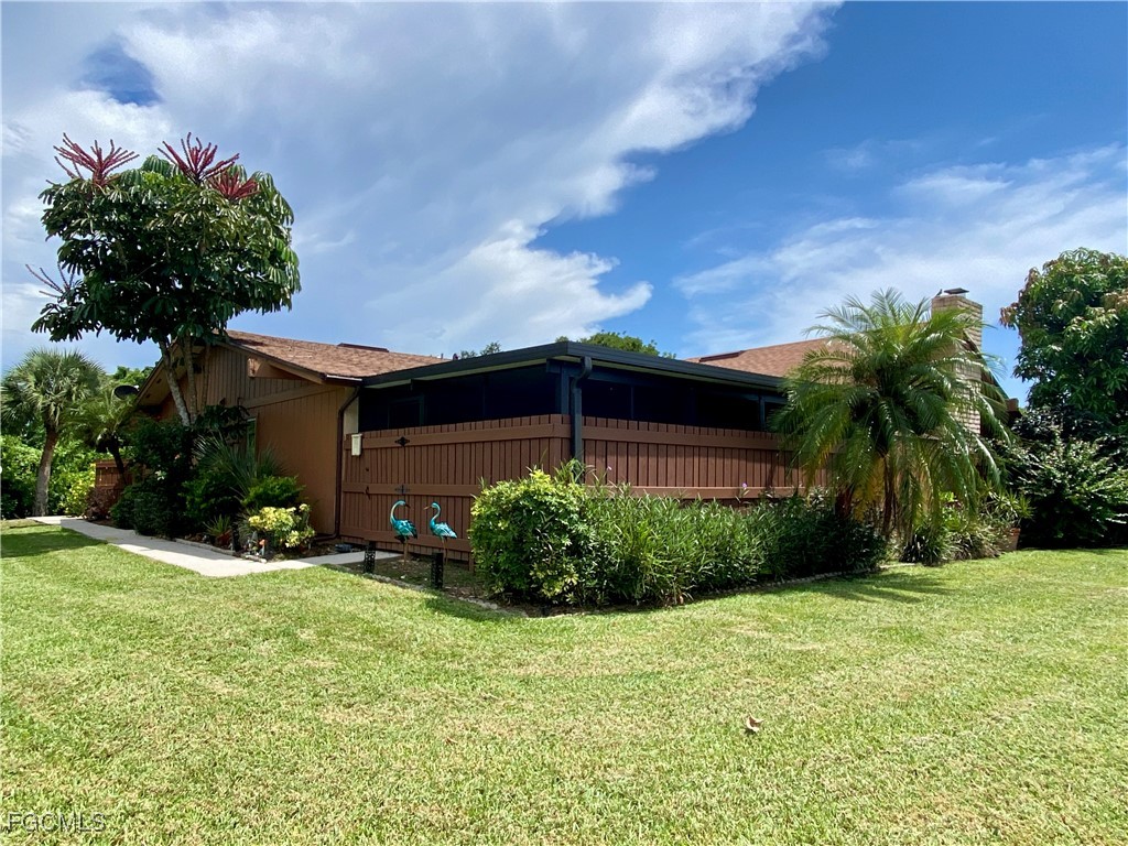 5647  Foxlake Drive