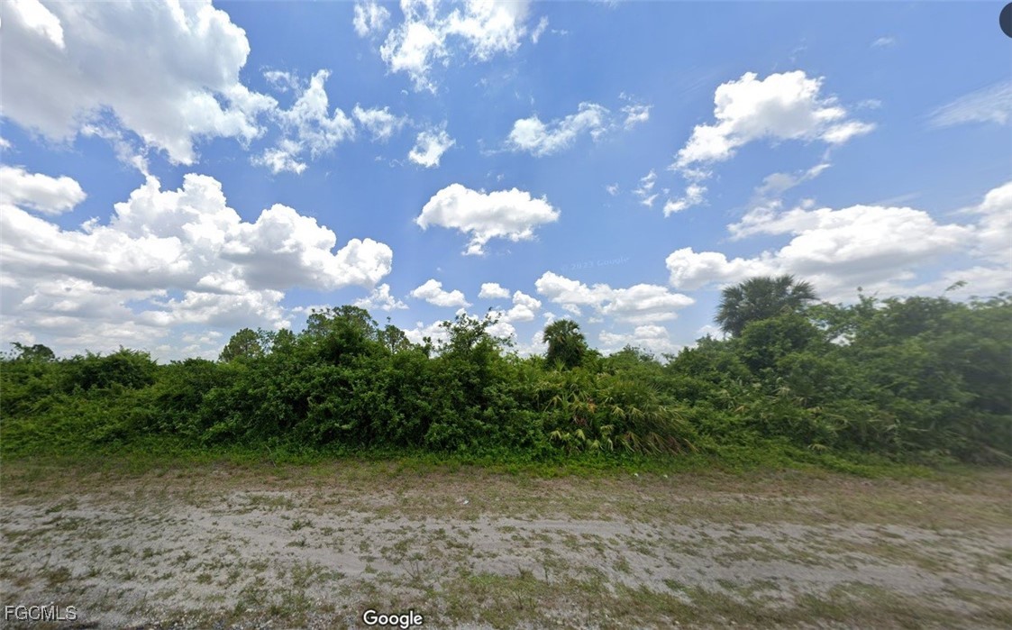 387  McArthur Boulevard