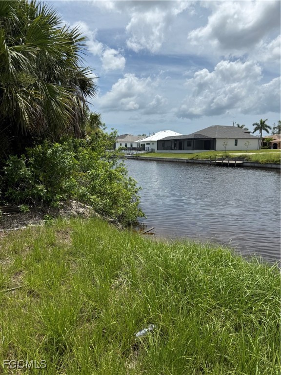 2372 NW 38th Place