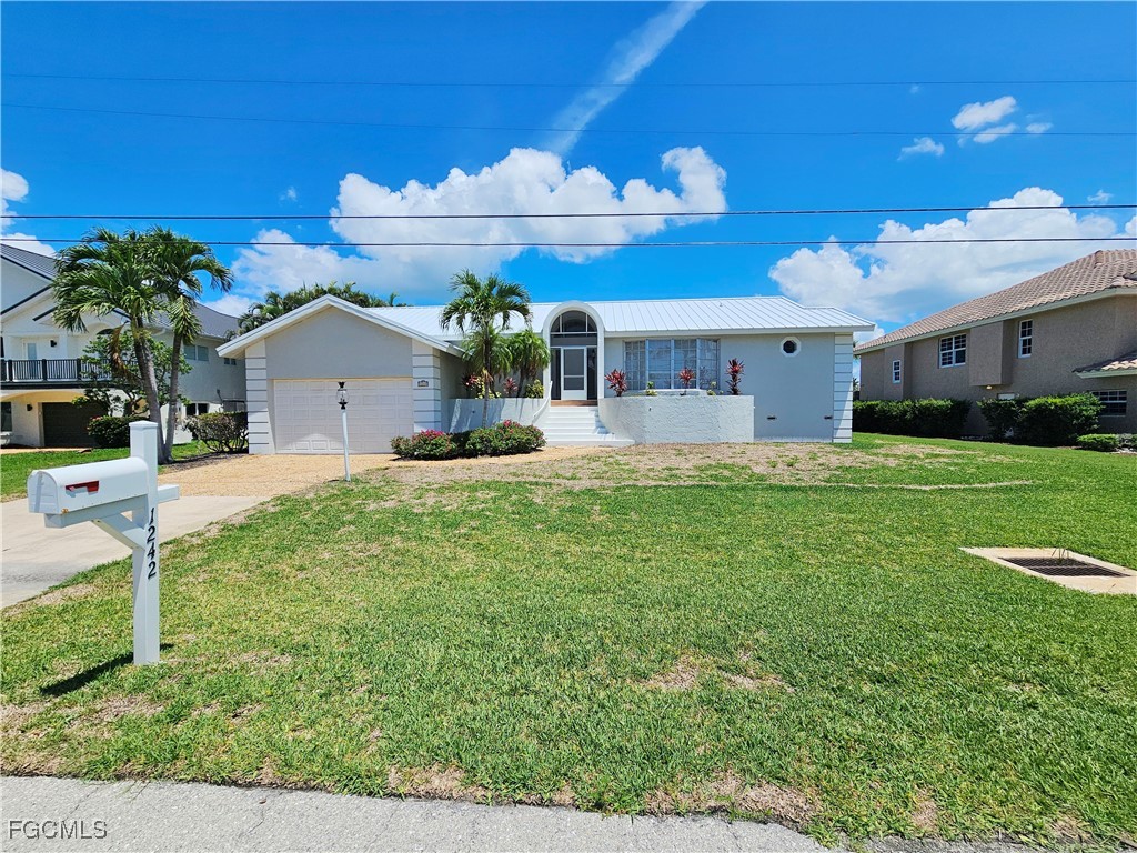 1242  Par View Drive