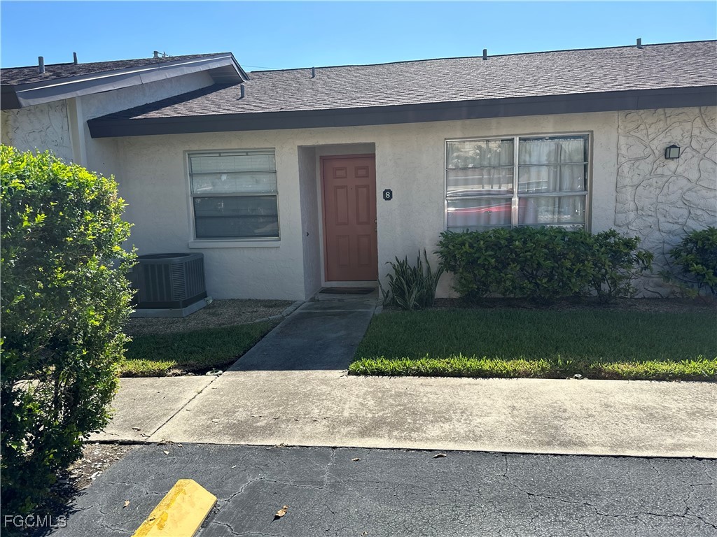 4611 SE 5th Place, Apt 8