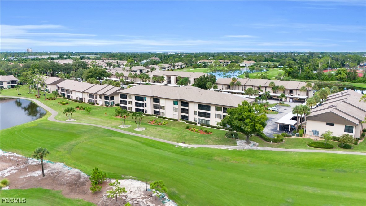 5905  Trailwinds Drive, Apartment 816