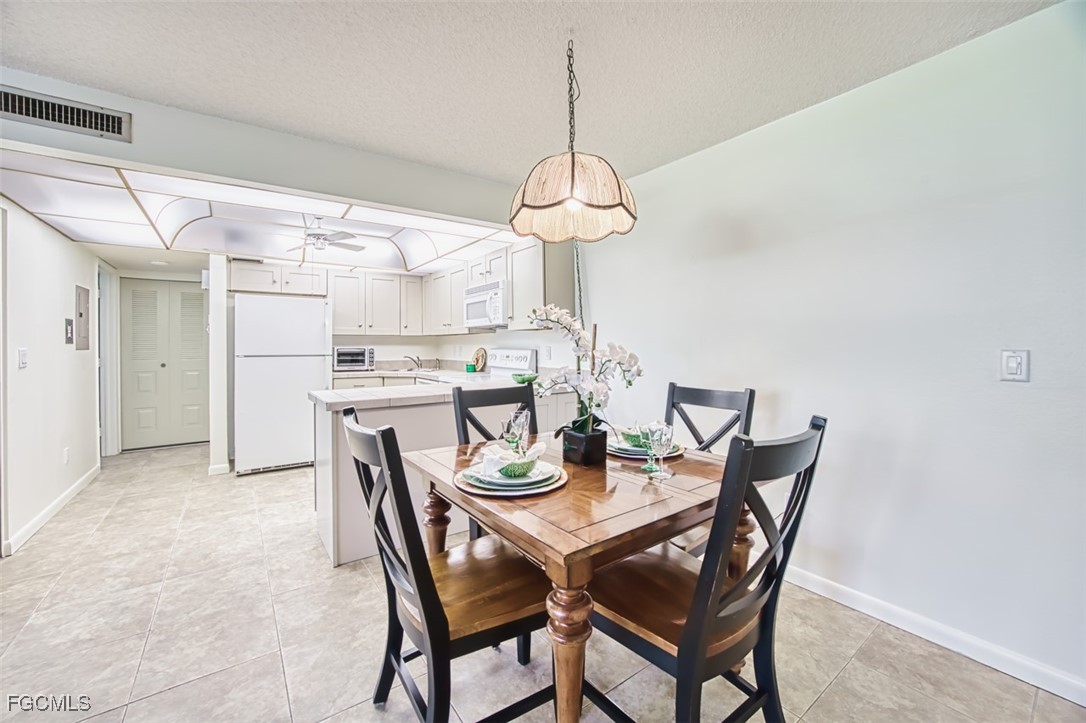 2300  Aaron Street, Apt 216