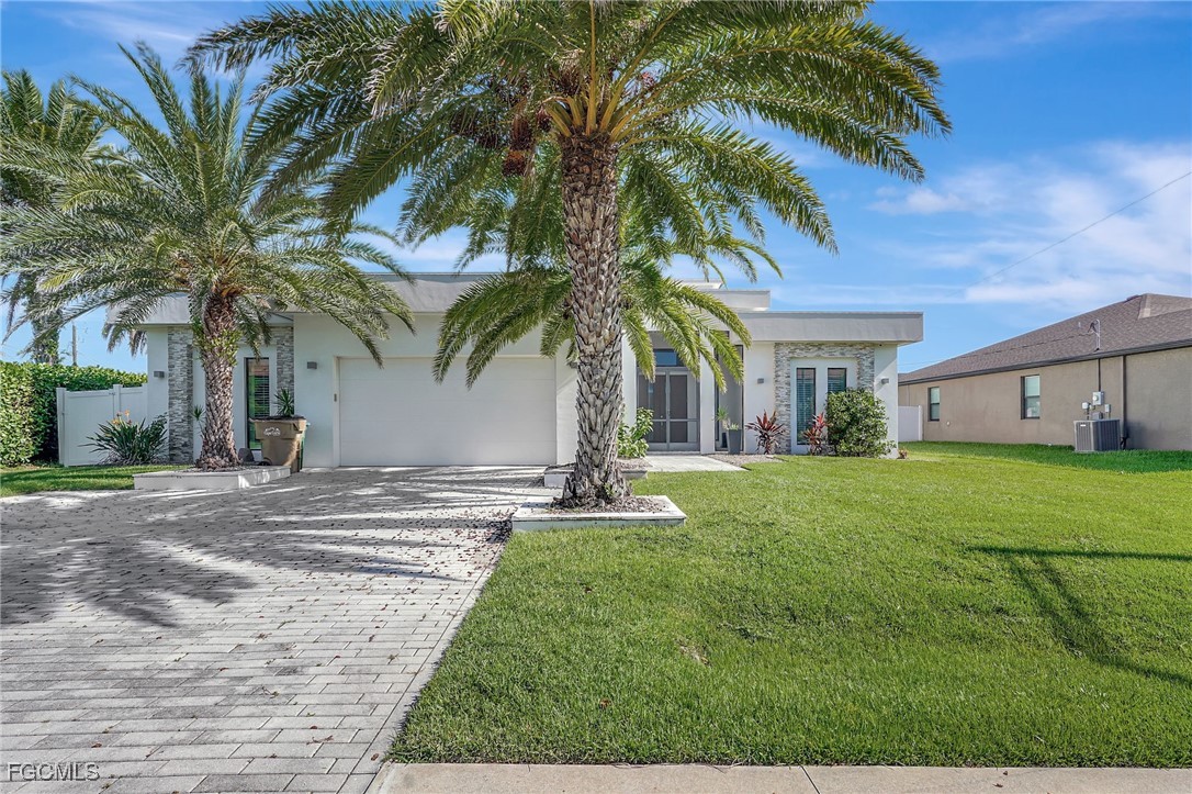 1815  Cape Coral Parkway