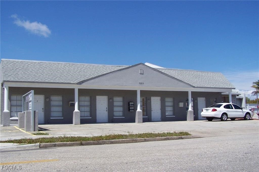 1211  Miramar Street, Apt 4