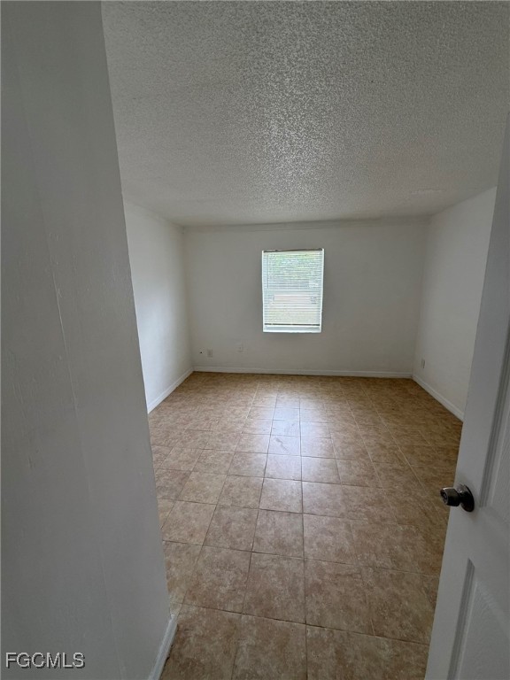 3055  2nd Street, Apt 4