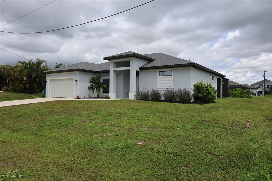 703 SW 26th Terrace