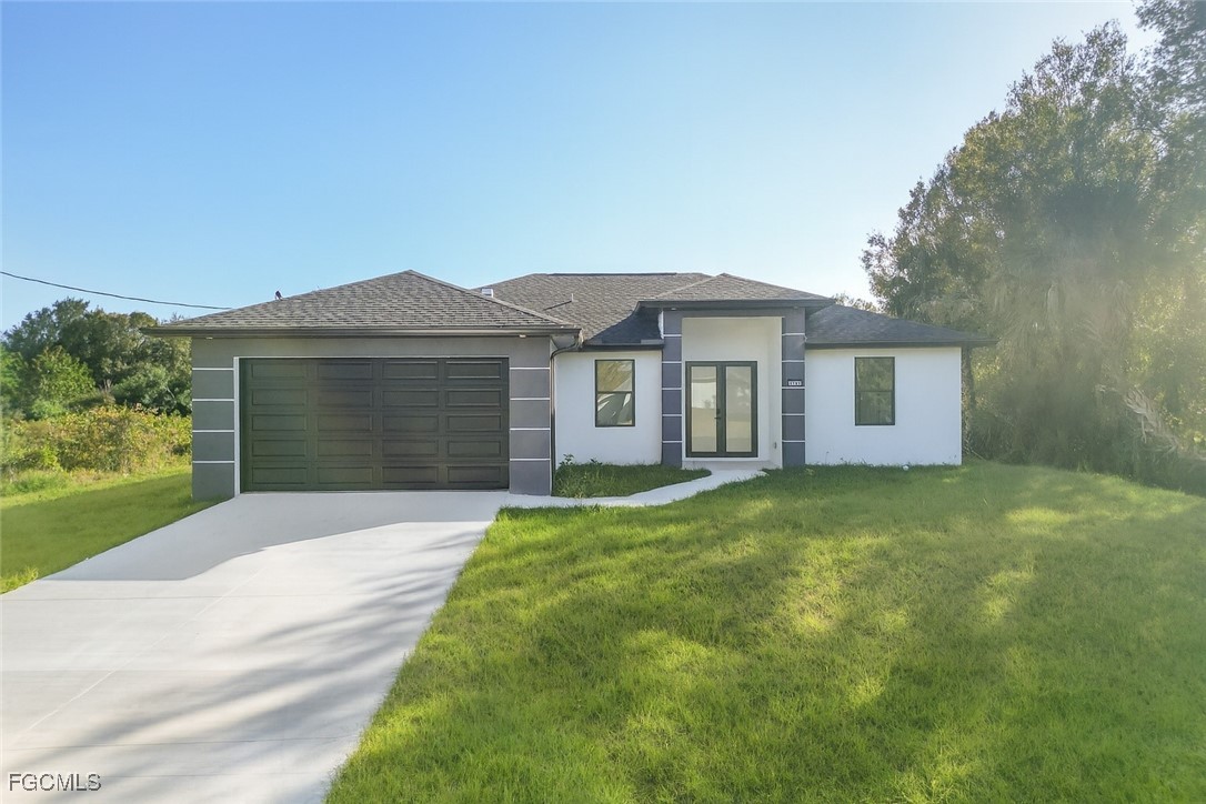 2708  Helen Place