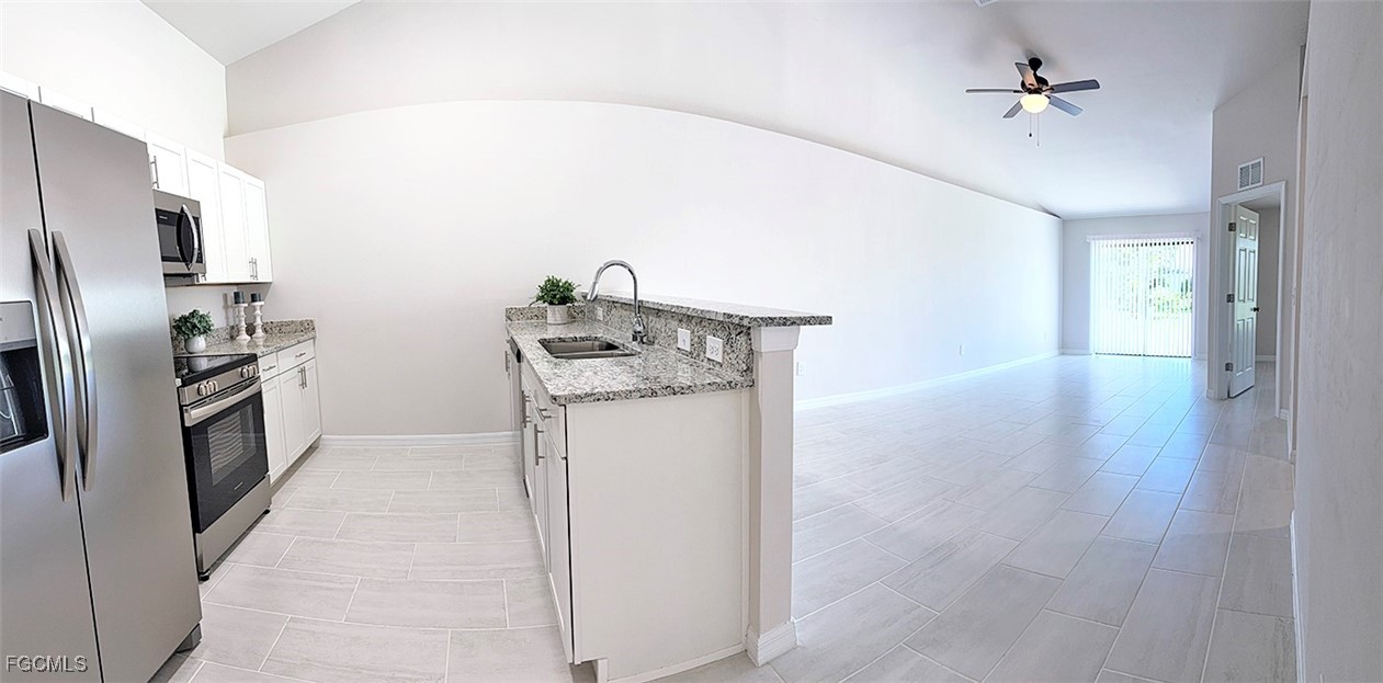 2938/3000  Santa Barbara Boulevard