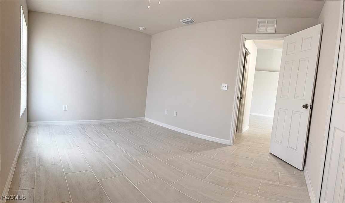 2938/3000  Santa Barbara Boulevard