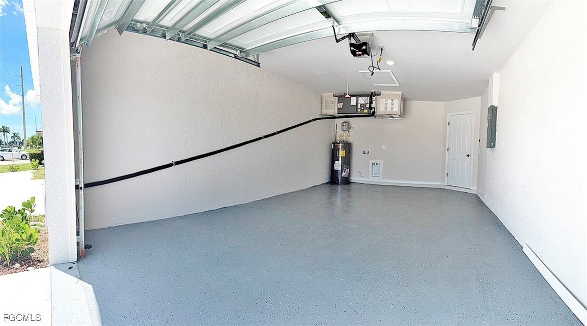 2938/3000  Santa Barbara Boulevard