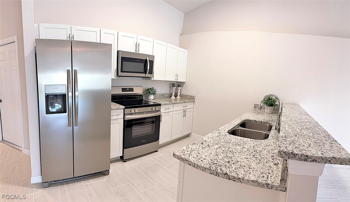 2938/3000  Santa Barbara Boulevard