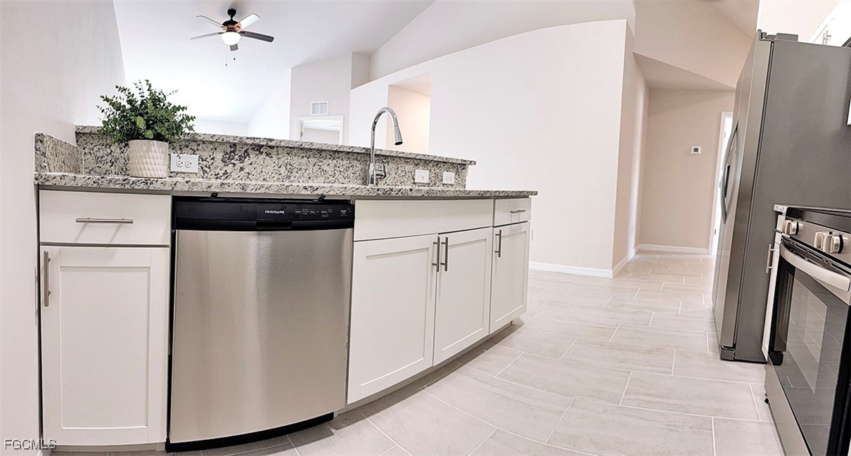 2938/3000  Santa Barbara Boulevard